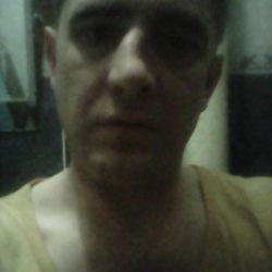 Парень из Москвы. Ищу взрослую женщину, которую я буду любить и ласкать Парень из Москвы. Ищу взрослую женщину, которую я буду любить и ласкать