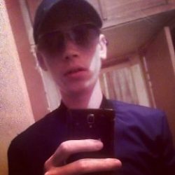 Парень. Ищу девушку, которая покажет как это делается в Волгограде Парень. Ищу девушку, которая покажет как это делается в Волгограде