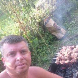 Ласковый и общительный парень. Ищу девушку или женщину в Волгограде Ласковый и общительный парень. Ищу девушку или женщину в Волгограде