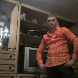 Спортивный парень из Москвы. Ищу девушку для встреч. Спортивный парень из Москвы. Ищу девушку для встреч.