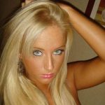 Страстная и нежная брюнеточка, приеду в гости к мужчине для секса, я из Москвы