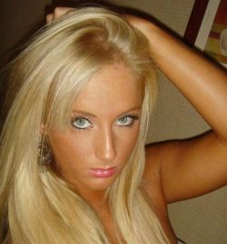 Страстная и нежная брюнеточка, приеду в гости к мужчине для секса, я из Москвы Страстная и нежная брюнеточка, приеду в гости к мужчине для секса, я из Москвы