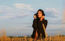 Молодая девушка не против развлечься с мужчиной в Волгограде Молодая девушка не против развлечься с мужчиной в Волгограде